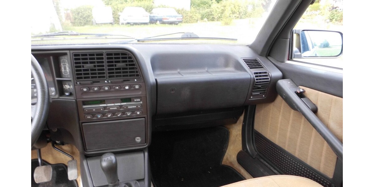 Lancia Thema ie Turbo 1. Serie 99.000 km 9.999 &euro; Kirchenlamitz 95153