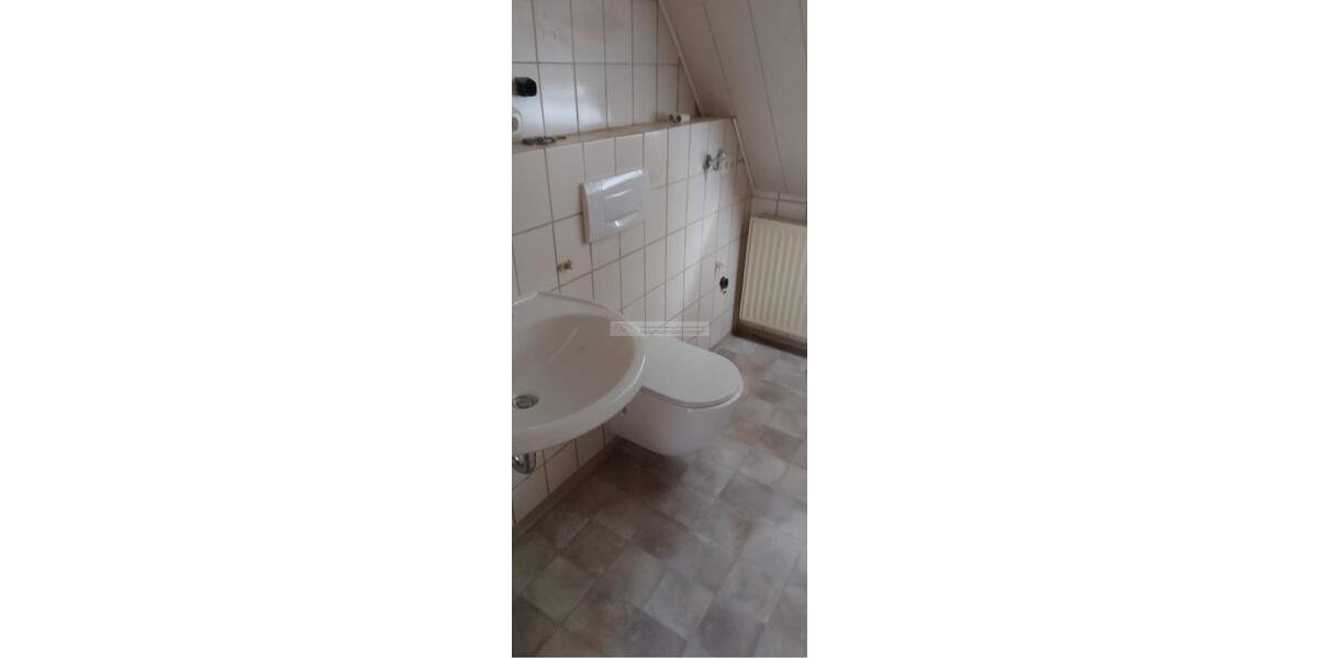 Etagenwohnung Weißenstadt - 3 Zimmer, 85 m&sup2;, 600&euro; | Angebot:26532035
