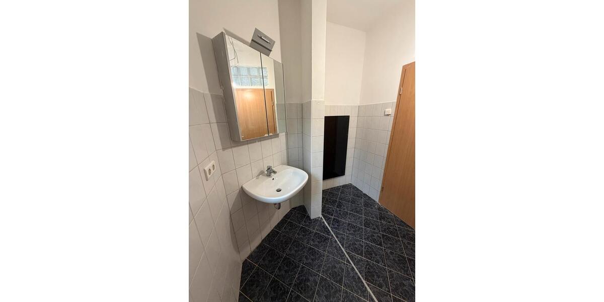 Hochparterre Selb - 2 Zimmer, 24 m&sup2;, 280&euro; | Angebot:26648206