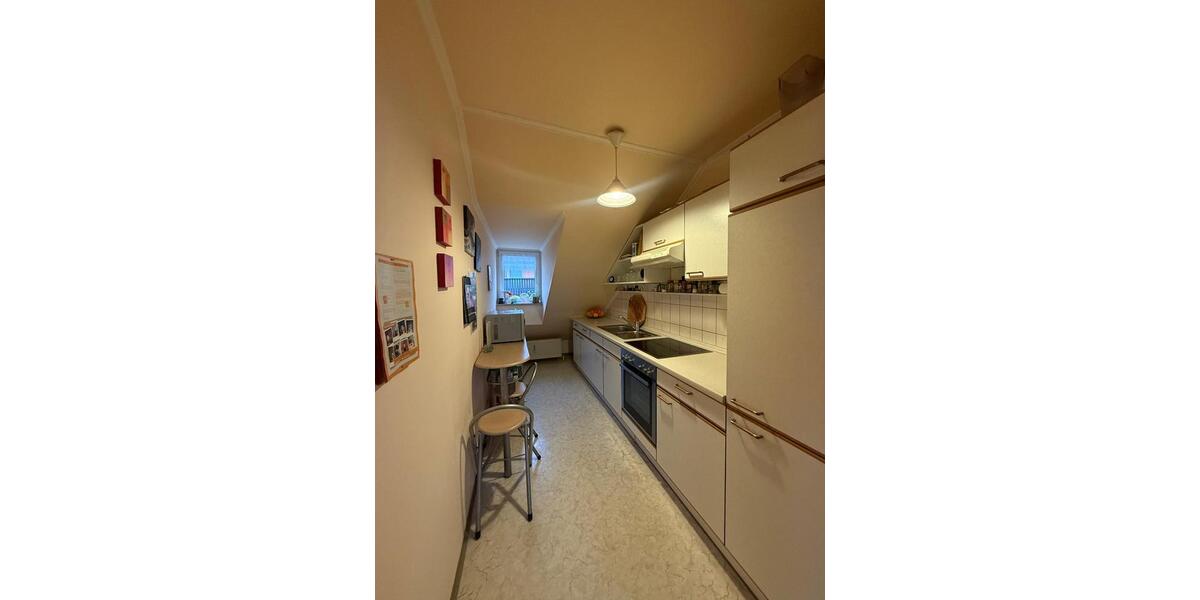 Dachgeschoßwohnung Hof Altstadt - 2 Zimmer, 55 m&sup2;, 125.000&euro; | Angebot:26124080