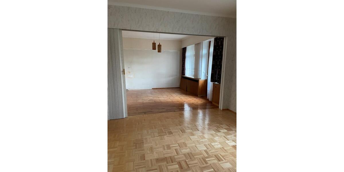 Doppelhaushälfte Markneukirchen - 6 Zimmer, 95 m&sup2;, 125.000&euro; | Angebot:25635484