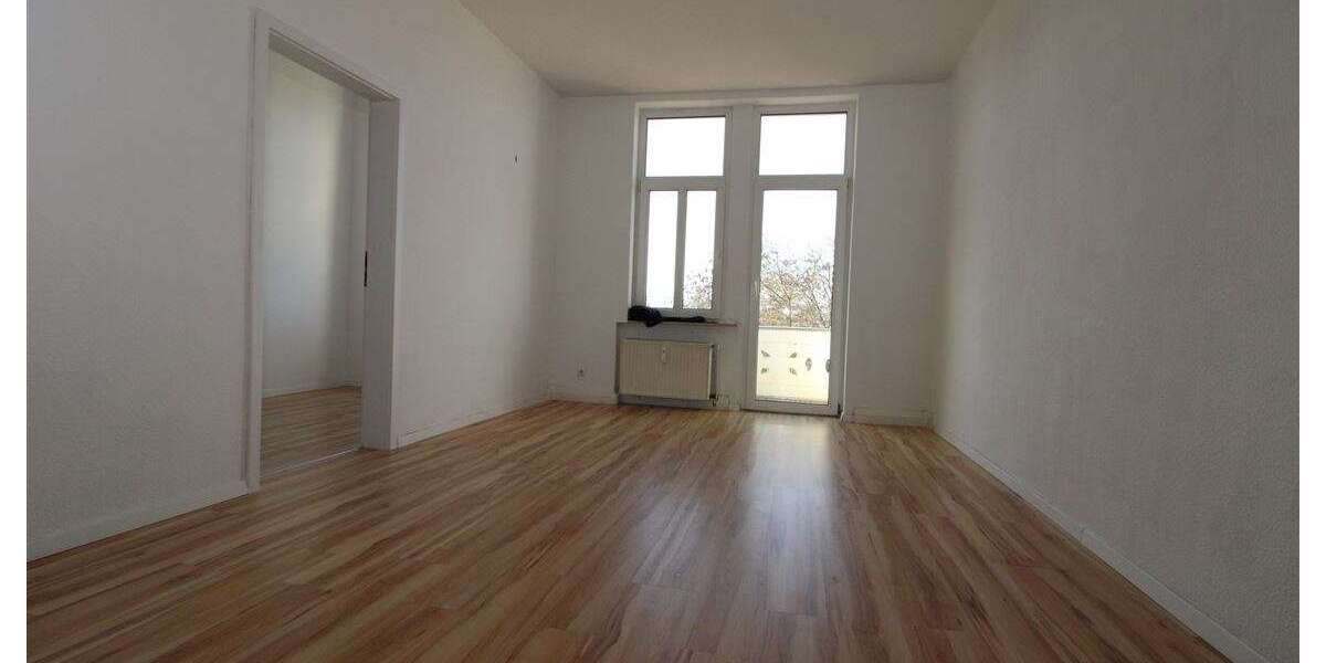 Etagenwohnung Plauen Syratal - 4 Zimmer, 80 m&sup2;, 440&euro; | Angebot:25402815