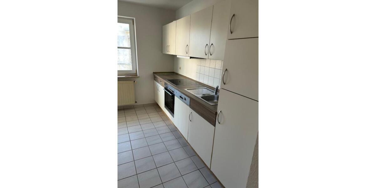 Etagenwohnung Plauen Altstadt - 2 Zimmer, 49 m&sup2;, 290&euro; | Angebot:25273207