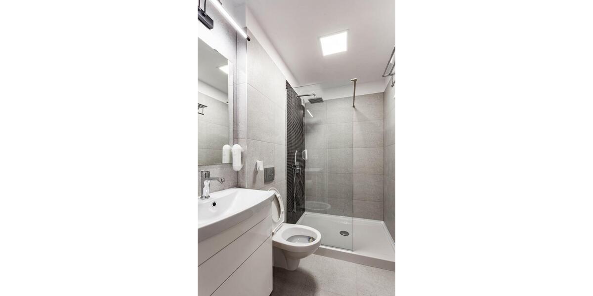 Etagenwohnung Plauen Bahnhofsvorstadt - 3 Zimmer, 97 m&sup2;, 700&euro; | Angebot:26552204