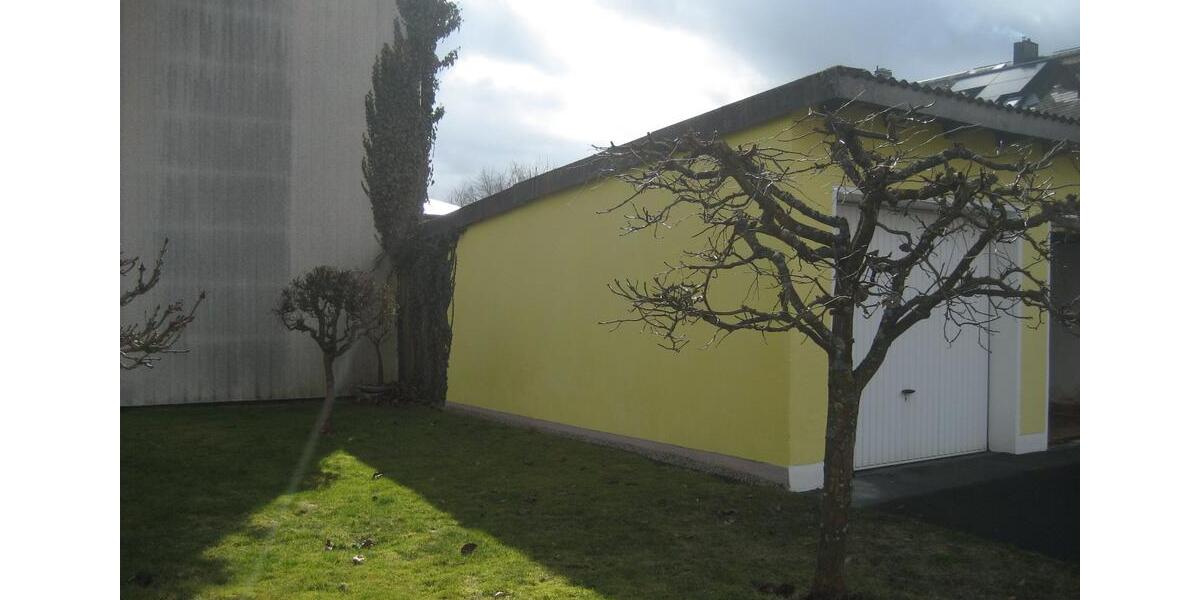 Reihenhaus Selb - 6 Zimmer, 120 m&sup2;, 1.070&euro; | Angebot:25568547