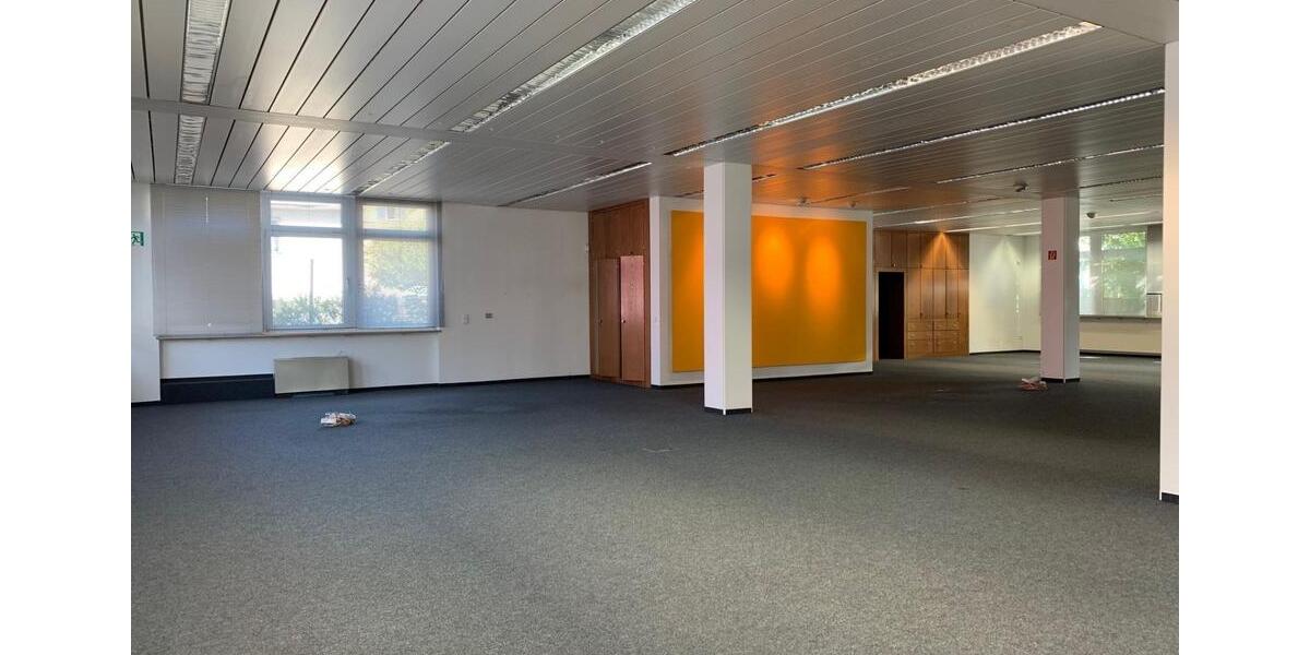 Gewerbeobjekt Selbitz - 1.800&euro; | Angebot:24810951