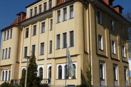 Wohnung Plauen Bahnhofsvorstadt - 2 Zimmer, 67 m&sup2;, 269&euro; | Angebot:22313554