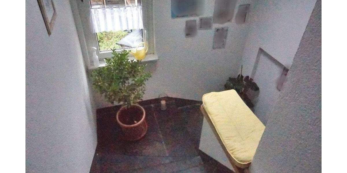 Reihenmittelhaus Oelsnitz - 5 Zimmer, 146 m&sup2;, 195.000&euro; | Angebot:25686107