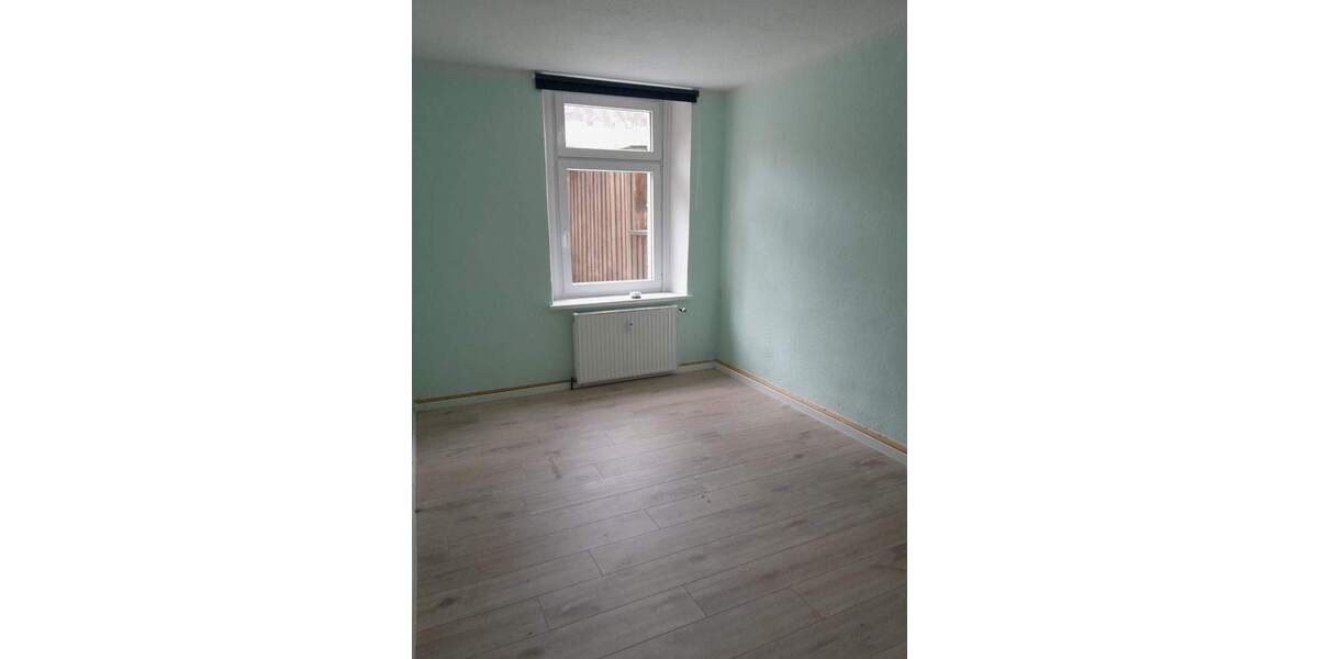 Terrassenwohnung Hof Innenstadt - 4 Zimmer, 70 m&sup2;, 430&euro; | Angebot:26128126
