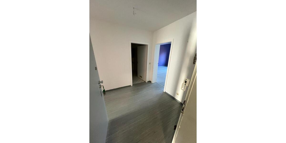 Erdgeschoßwohnung Naila - 2 Zimmer, 64 m&sup2;, 380&euro; | Angebot:24474418