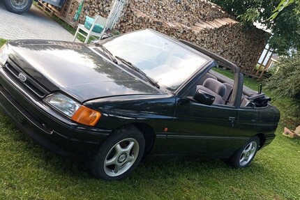 Ford Escort 155.784 km 2.500 &euro; Trogen 95183