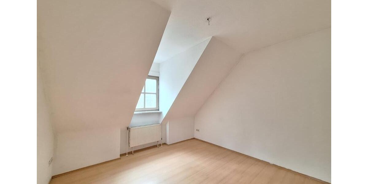 Etagenwohnung Hof Neuhof - 3 Zimmer, 80 m&sup2;, 600&euro; | Angebot:25804394