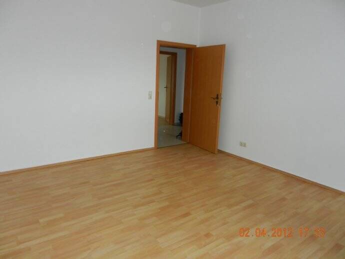 Zimmer Plauen Haselbrunn - 3 Zimmer, 68 m&sup2;, 290&euro; | Angebot:25666878