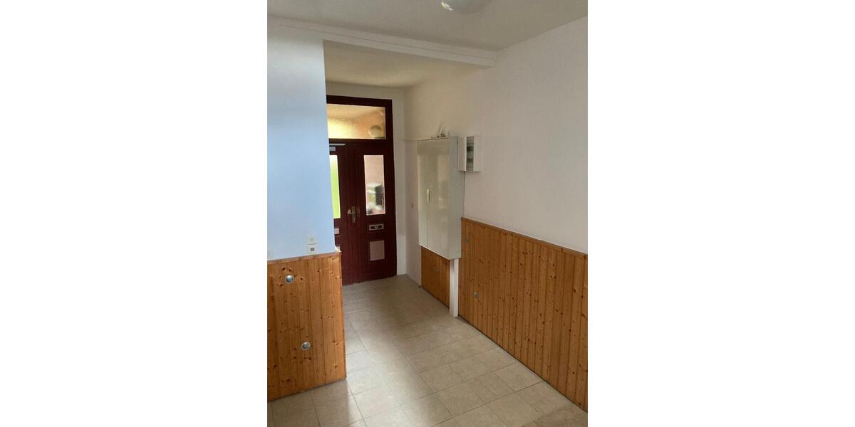 Etagenwohnung Adorf/Vogtland Vogtland - 4 Zimmer, 83 m&sup2;, 400&euro; | Angebot:25362065