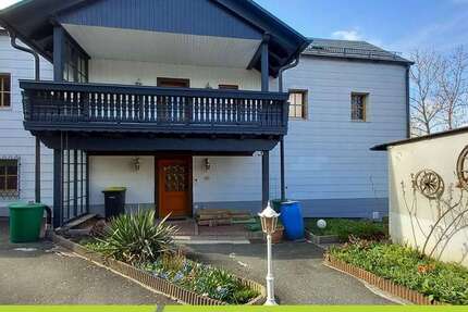 Haus Hof Neuhof - 4 Zimmer, 140 m&sup2;, 900&euro; | Angebot:26236362