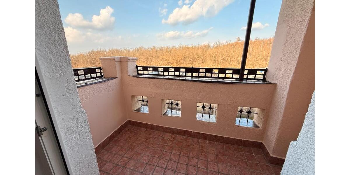 Etagenwohnung Plauen Bahnhofsvorstadt - 3 Zimmer, 67 m&sup2;, 370&euro; | Angebot:25538958