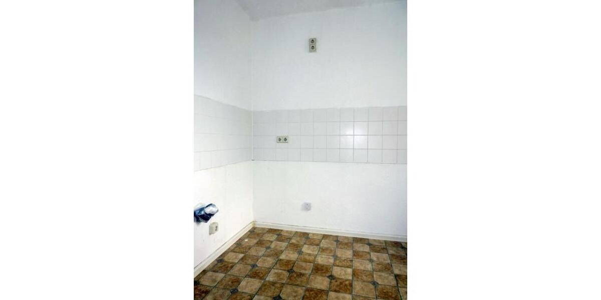 Etagenwohnung Plauen Altstadt - 3 Zimmer, 68 m&sup2;, 332&euro; | Angebot:25307855