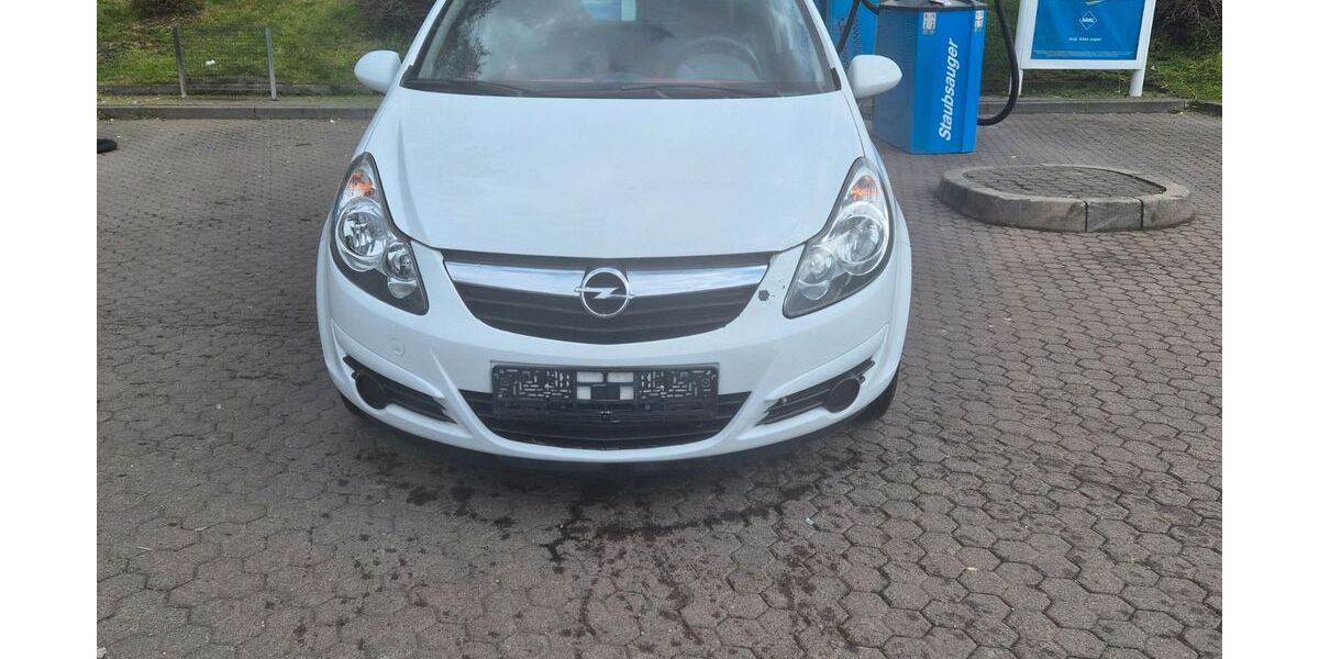 Opel Corsa 99.800 km 2.999 &euro; Plauen 08527
