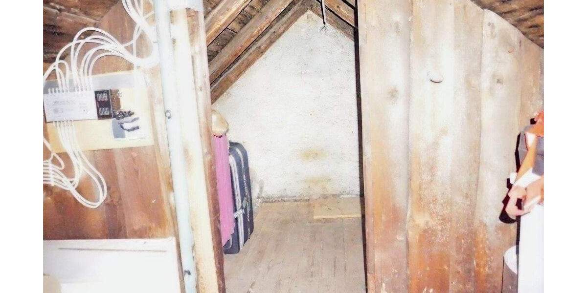 Reihenmittelhaus Oelsnitz - 5 Zimmer, 146 m&sup2;, 195.000&euro; | Angebot:25686107