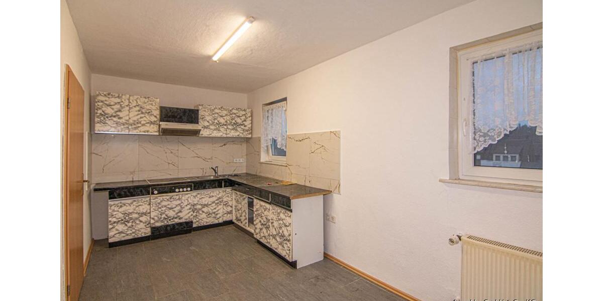 Etagenwohnung Selb - 5 Zimmer, 117 m&sup2;, 1.090&euro; | Angebot:23632243