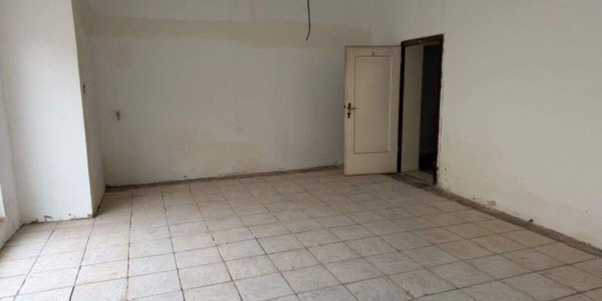 Mehrfamilienhaus, Wohnhaus Kirchenlamitz Hohenbuch - 6 Zimmer, 176 m&sup2;, 90.000&euro; | Angebot:25768818