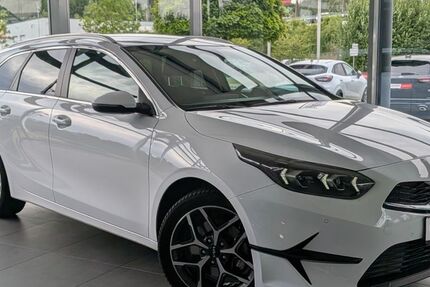 Kia ceed / Ceed 11.326 km 23.450 &euro; Naila 95119