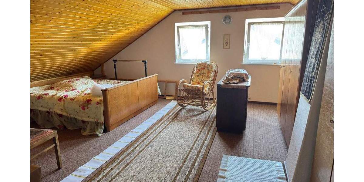 Mehrfamilienhaus, Wohnhaus Schwarzenbach an der Saale Schwarzenbach a d Saale - 6 Zimmer, 138 m&sup2;, 198.000&euro; | Angebot:25672398