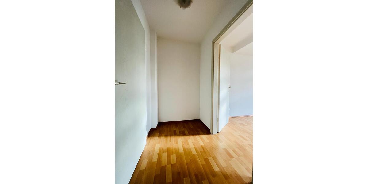 Dachgeschoßwohnung Adorf/Vogtland Vogtland - 3 Zimmer, 70 m&sup2;, 455&euro; | Angebot:24875890