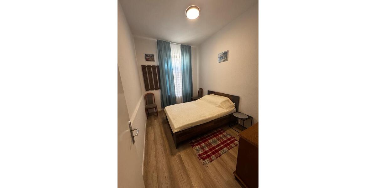 Etagenwohnung Plauen Altstadt - 4 Zimmer, 96 m&sup2;, 107.000&euro; | Angebot:27264892