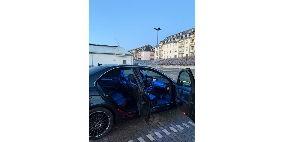 Mercedes-Benz C 250 294.000 km 9.000 &euro; Plauen 08523
