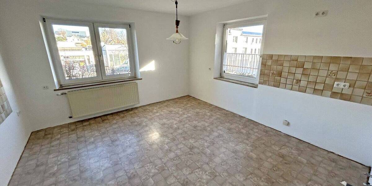 Mehrfamilienhaus, Wohnhaus Marktleugast - 6 Zimmer, 157 m&sup2;, 119.000&euro; | Angebot:26161307
