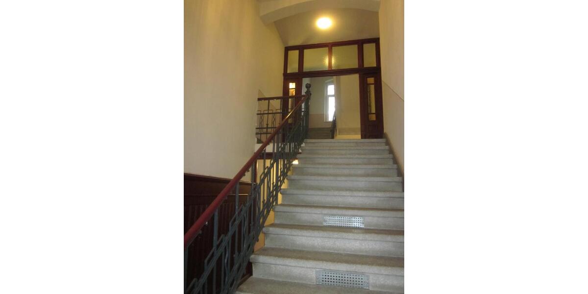 Etagenwohnung Plauen - 2 Zimmer, 60 m&sup2;, 360&euro; | Angebot:25143003