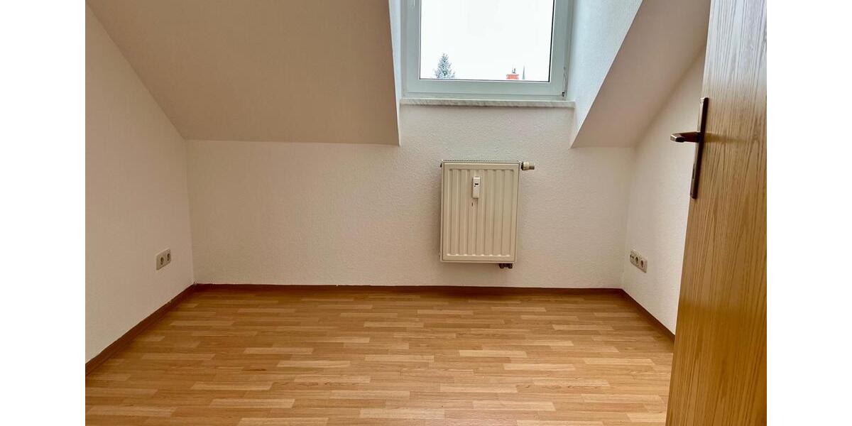 Etagenwohnung Oelsnitz (Vogtland) - 4 Zimmer, 86 m&sup2;, 472&euro; | Angebot:24663735