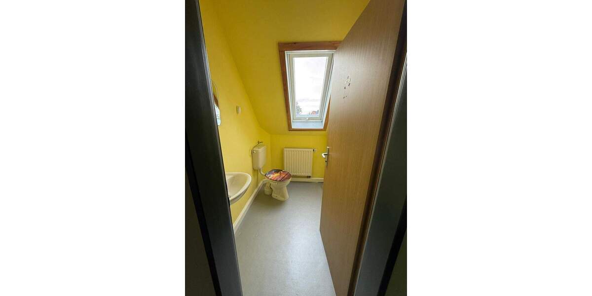 Mehrfamilienhaus, Wohnhaus Nordhalben - 6 Zimmer, 169 m&sup2;, 750&euro; | Angebot:25665892