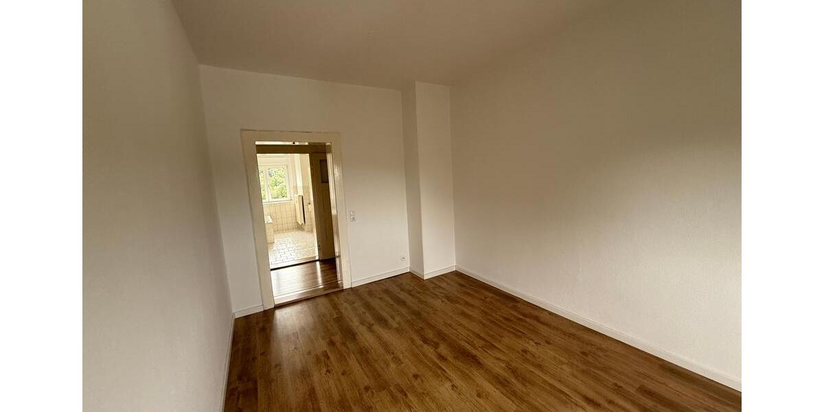 Etagenwohnung Plauen Alt Chrieschwitz - 2 Zimmer, 54 m&sup2;, 290&euro; | Angebot:22445556