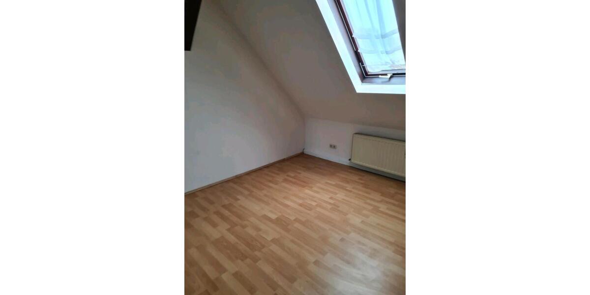 Etagenwohnung Helmbrechts - 3 Zimmer, 70 m&sup2;, 630&euro; | Angebot:25831902