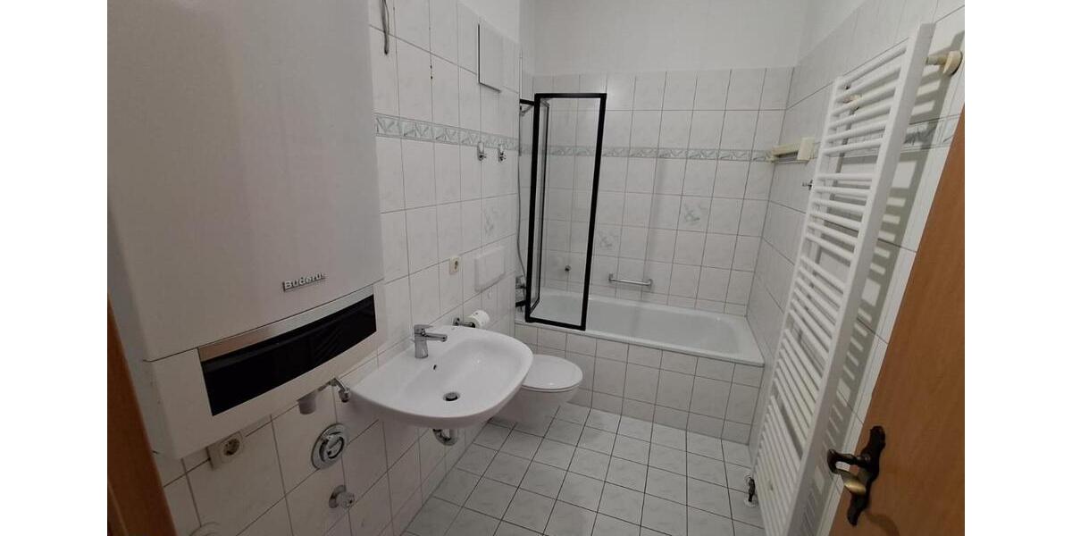 Etagenwohnung Plauen Bahnhofsvorstadt - 3 Zimmer, 72 m&sup2;, 380&euro; | Angebot:24884742