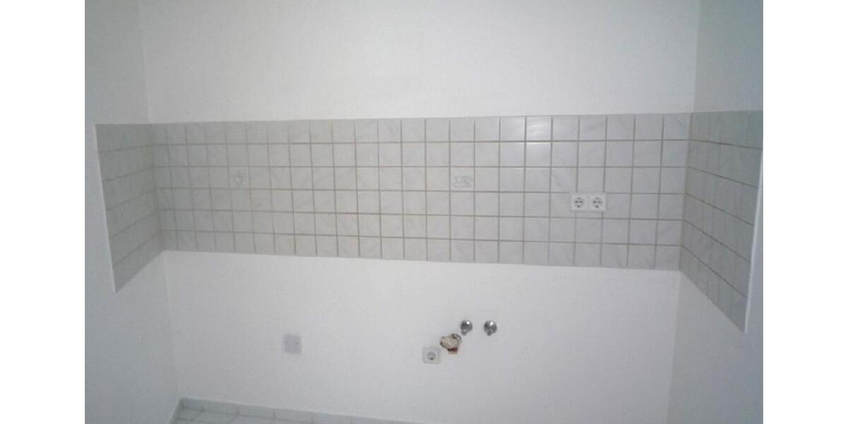 Etagenwohnung Plauen Bahnhofsvorstadt - 2 Zimmer, 67 m&sup2;, 390&euro; | Angebot:24491581