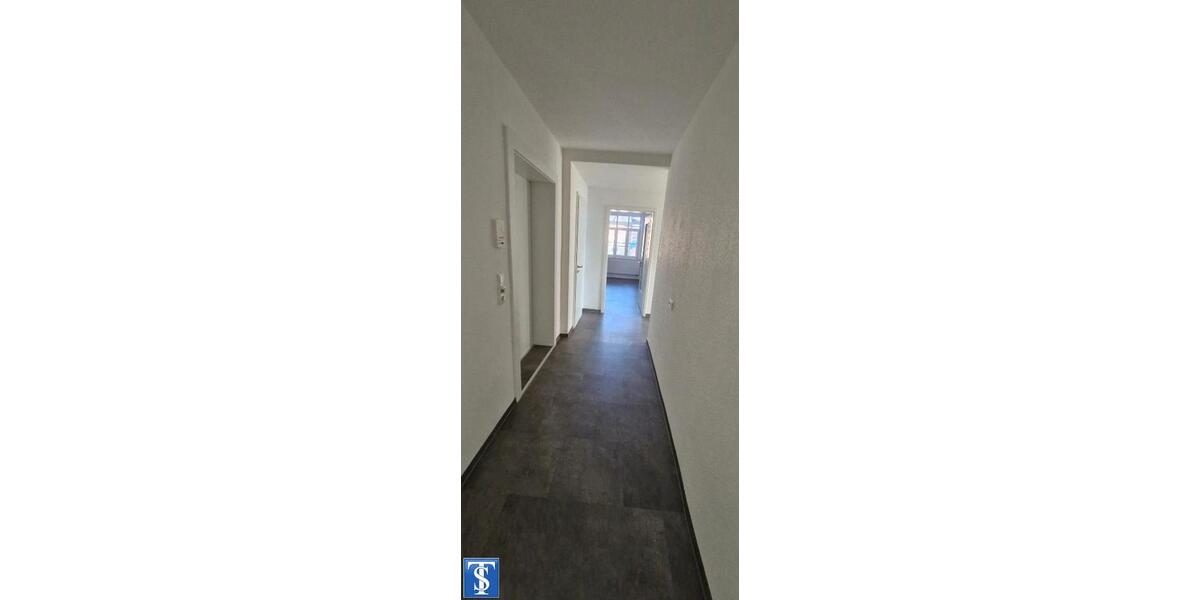 Etagenwohnung Plauen Alt Chrieschwitz - 4 Zimmer, 100 m&sup2;, 580&euro; | Angebot:25569428