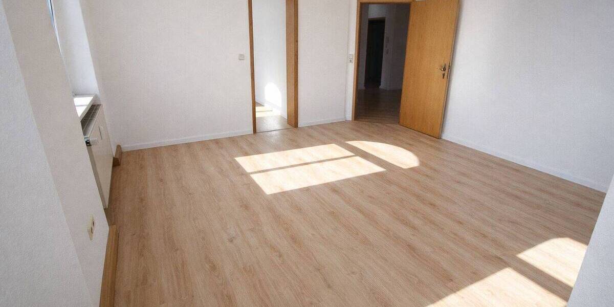 Etagenwohnung Plauen Haselbrunn - 2 Zimmer, 50 m&sup2;, 312&euro; | Angebot:26214887