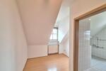 Etagenwohnung Hof Neuhof - 3 Zimmer, 80 m&sup2;, 600&euro; | Angebot:25804394