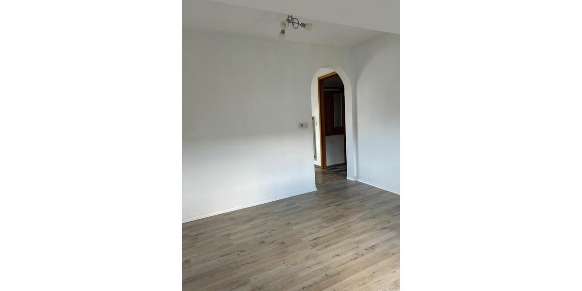 Etagenwohnung Hof Altstadt - 2 Zimmer, 35 m&sup2;, 350&euro; | Angebot:26040572