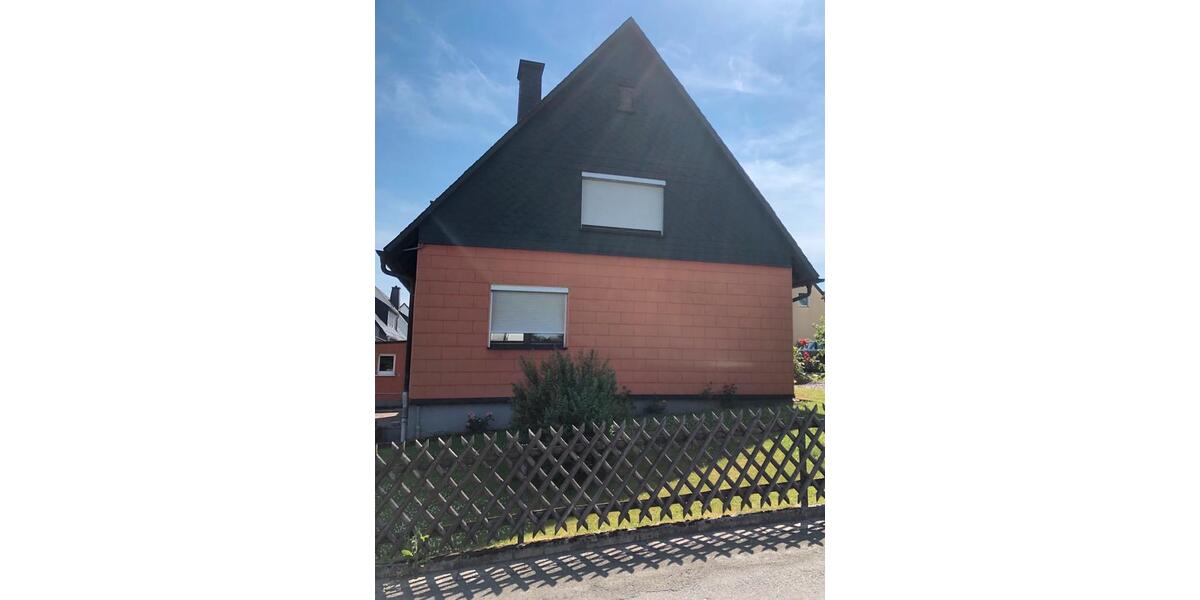 Einfamilienhaus Helmbrechts - 5 Zimmer, 130 m&sup2;, 245.000&euro; | Angebot:27023821