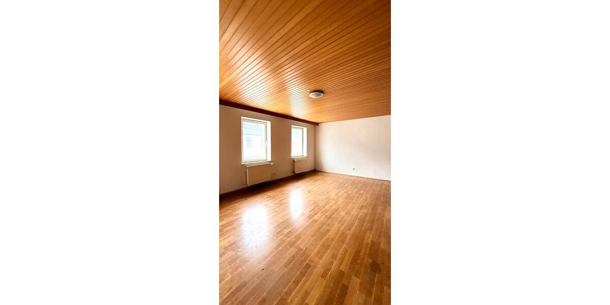 Einfamilienhaus Weißenstadt - 6 Zimmer, 170 m&sup2;, 999&euro; | Angebot:26048196