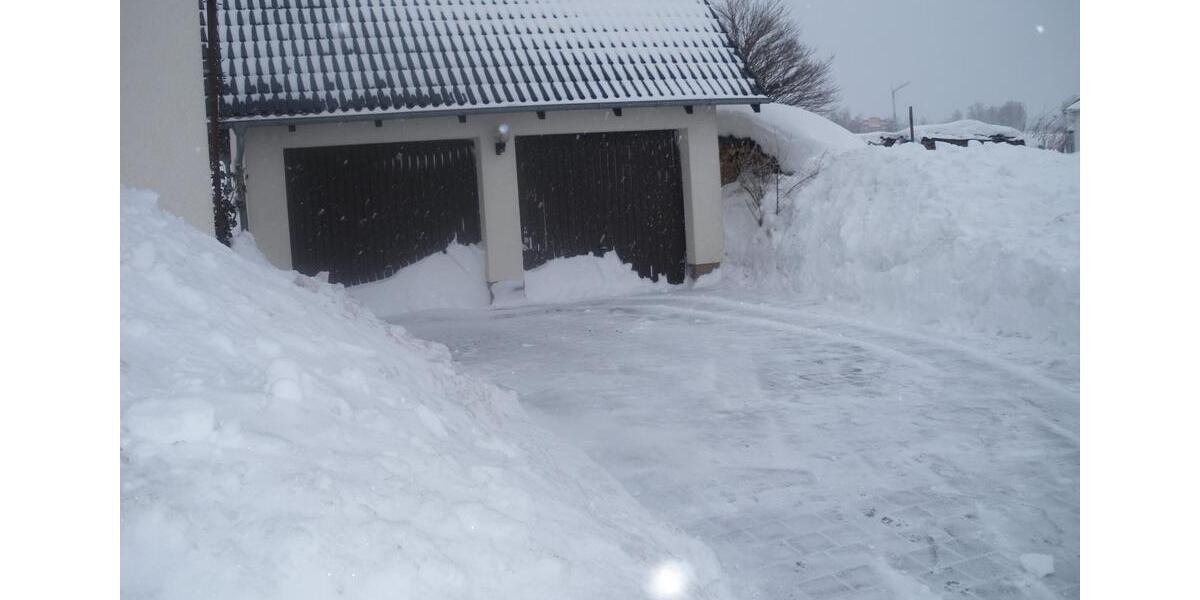 Etagenwohnung Gefell - 6 Zimmer, 180 m&sup2;, 390&euro; | Angebot:26020431