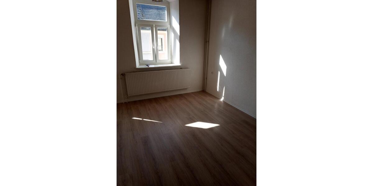 Etagenwohnung Kirchenlamitz Hohenbuch - 3 Zimmer, 75 m&sup2;, 485&euro; | Angebot:25415195