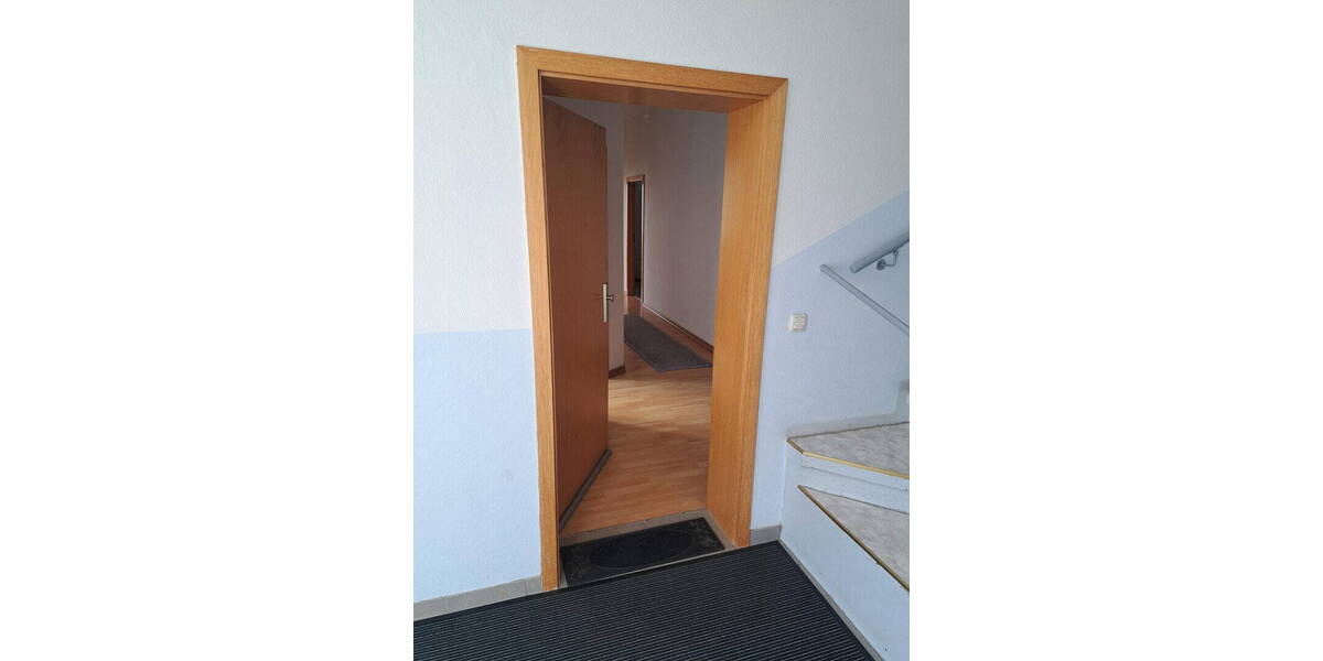 Etagenwohnung Bad Elster Bärenloh - 3 Zimmer, 76 m&sup2;, 93.000&euro; | Angebot:26073577