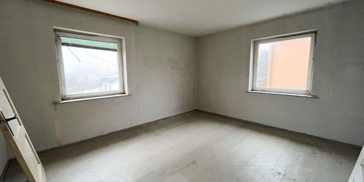 Mehrfamilienhaus, Wohnhaus Selb - 1 Zimmer, 272 m&sup2;, 139.000&euro; | Angebot:25768815