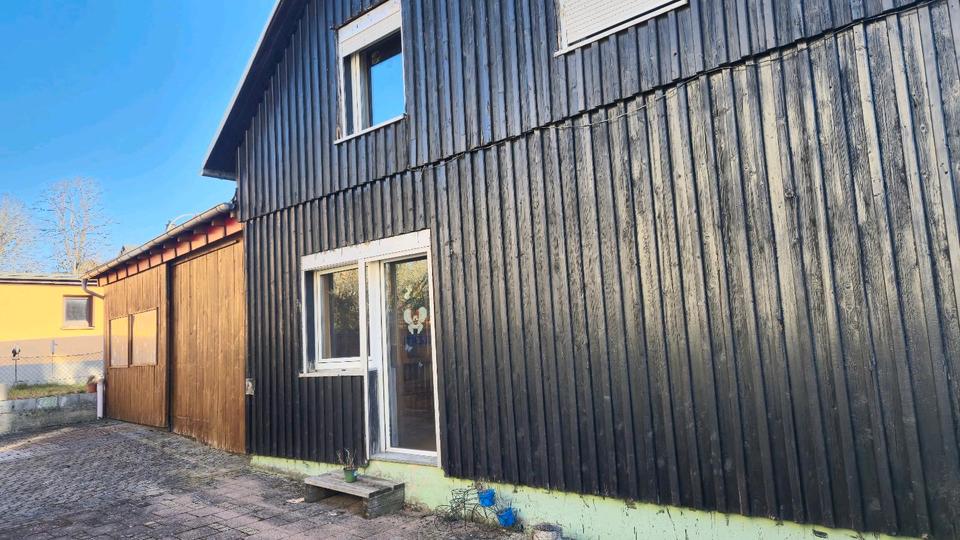 Einfamilienhaus Nordhalben - 6 Zimmer, 240 m&sup2;, 45.000&euro; | Angebot:26022807