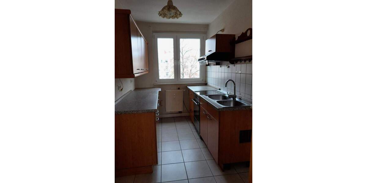 Etagenwohnung Plauen Westend - 2 Zimmer, 47 m&sup2;, 290&euro; | Angebot:26105763